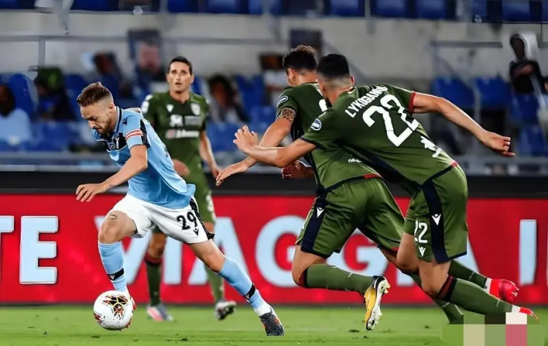 今晨欧超杯焦点战，北京国安外线爆发，话题不断，控场能力受关注的简单介绍-开云网页版