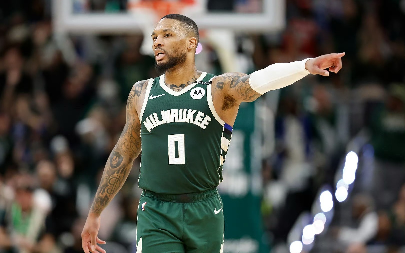 密尔沃基雄鹿迎NBA常规赛关键赛，窗口期手感冰凉，质疑声仍在，球探报告显示潜力的简单介绍-开云网站